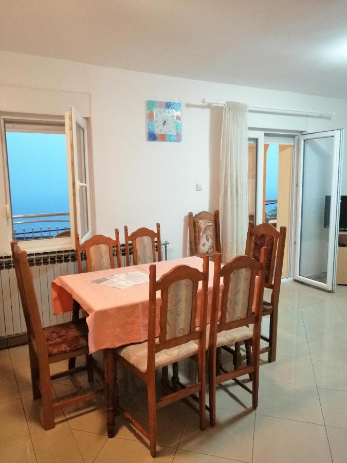 Apartments With A Parking Space Dramalj, Crikvenica - 5592 Kültér fotó